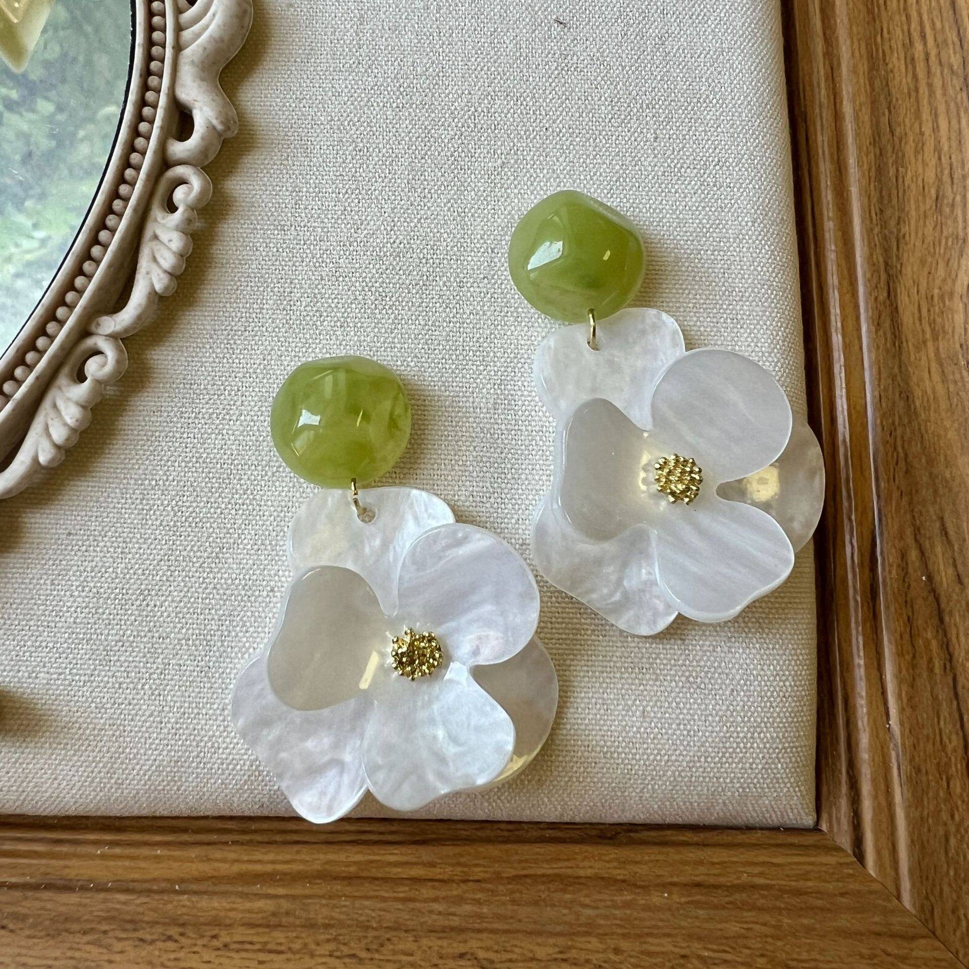 春夏浪漫绿色森系耳环复古又甜美气质花朵耳钉女小众设计耳夹耳饰