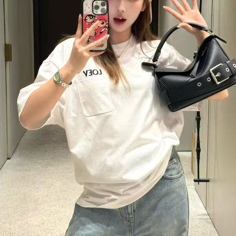白色T恤女2026早春新款刺绣字母口袋宽松版纯棉短袖圆领百搭上衣