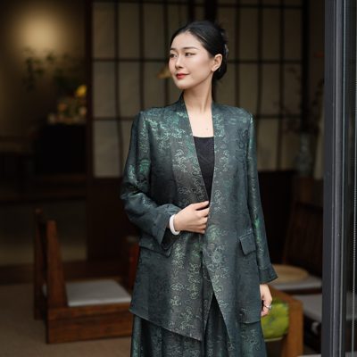 原创国潮张林根正绢升级版外套