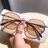 Легкий чувствительный цвет чая Черный рамный миопические очки.