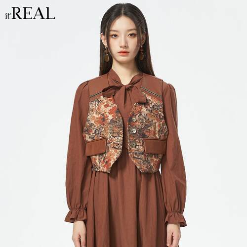 itreal复古油画拼接马甲
