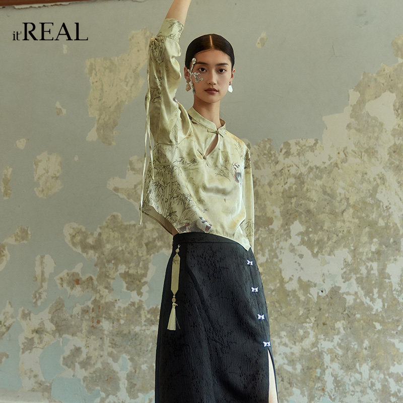 it'real瑞尔秋季新款女士上衣短袖宽松气质绿色罩衫新中式