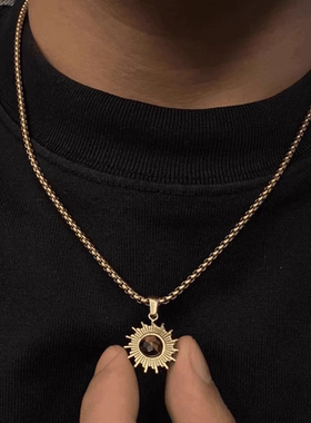 欧美金色太阳花项链高级感