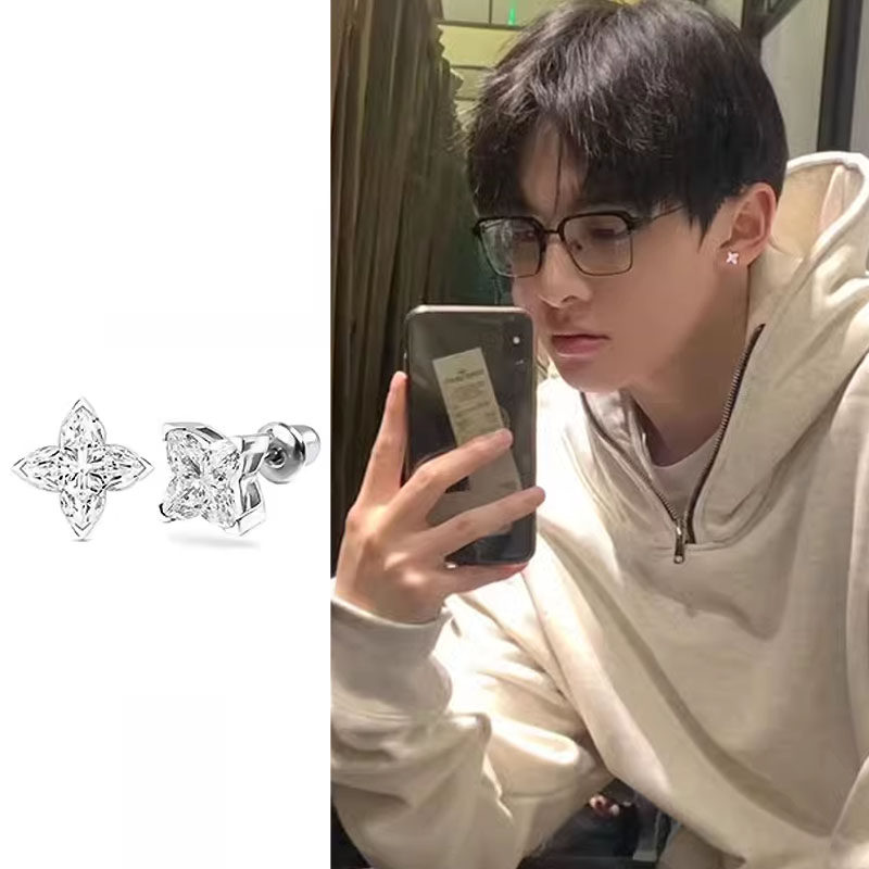 明星同款星星耳钉痞帅小众轻奢高级感耳饰百搭设计饰品生日礼物,饰品/流行首饰/时尚饰品新,耳钉,淘宝优惠券,粉丝福利购,淘宝优惠卷