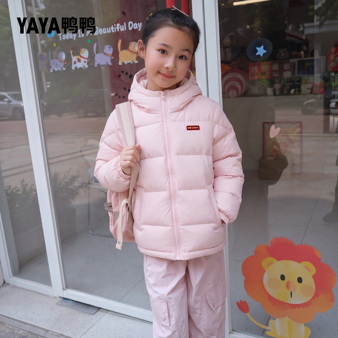 鸭鸭儿童羽绒服超好看的外套防风保暖女常规款2026新款轻薄款秋冬