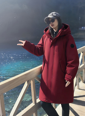 yaya鸭鸭羽绒服女2025新款冬红色高充绒中长款冬季工装登山厚外套