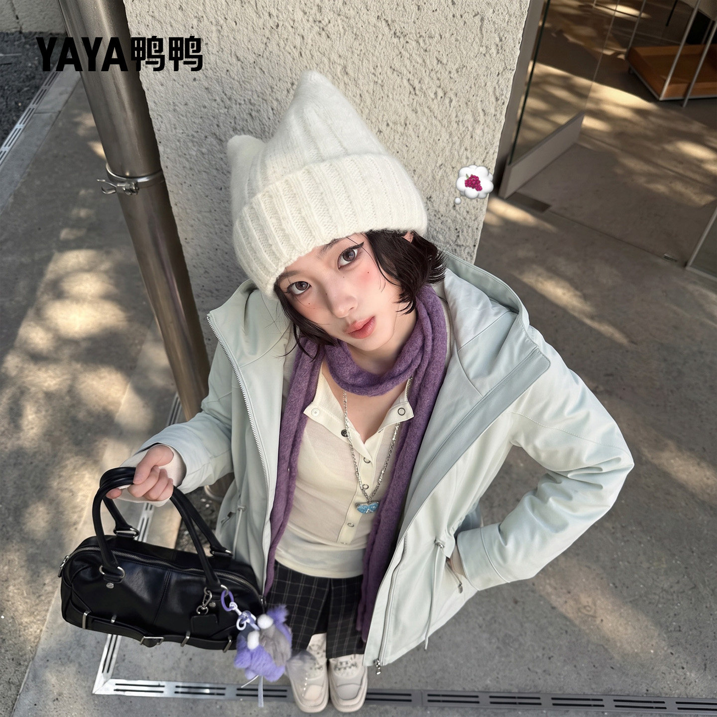 鸭鸭轻薄羽绒服2026秋冬新款女孩初高中生大学生短款保暖羽绒衣