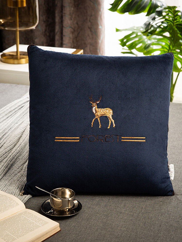 汽车靠枕车用抱枕被子两用办公室折叠午睡毯子二合一车上载枕头被