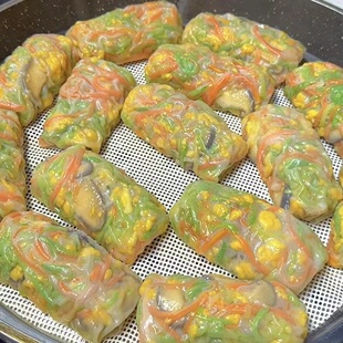 三鲜蔬菜卷水晶薄皮素菜卷豆腐卷菜蟒包子菜龙菜卷早餐速食素饺子