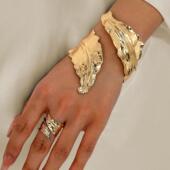 欧美跨境货源复古时尚 金色褶皱树叶手镯螺旋开口可调节戒指套装 女