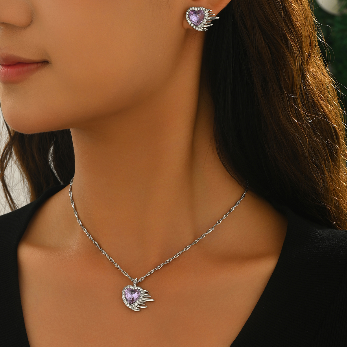 时尚紫色爱心仿宝石冷淡风锁骨链