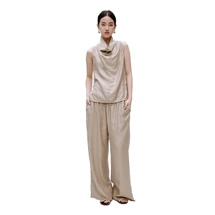 halfmoon设计师品牌LOOKNOW春夏黑色光泽感堆领背心