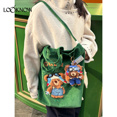 SFSG x LOOKNOW新春系列飞行员棕色潦草小熊灯芯绒包2026春季新品