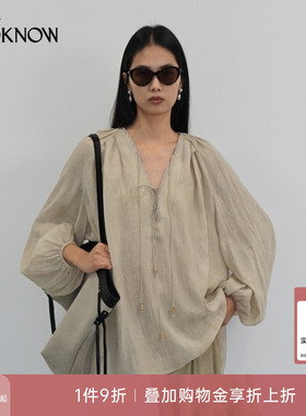 halfmoon x LOOKNOW2026春季新款杏色v领系带花边宽松衬衫
