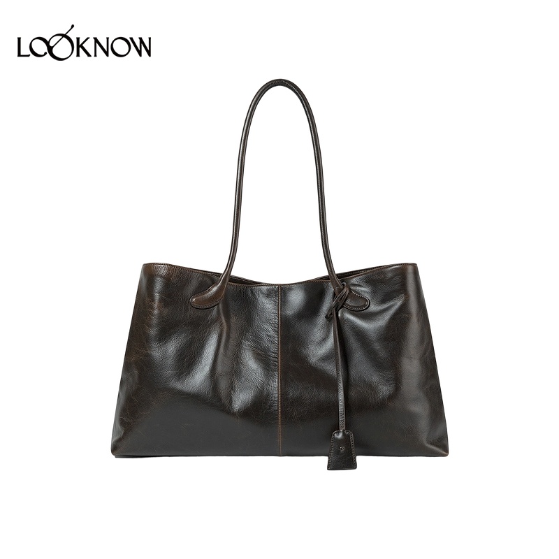 LOW CLASSIC X LOOKNOW设计师品牌25秋冬新品棕色亮面单肩包