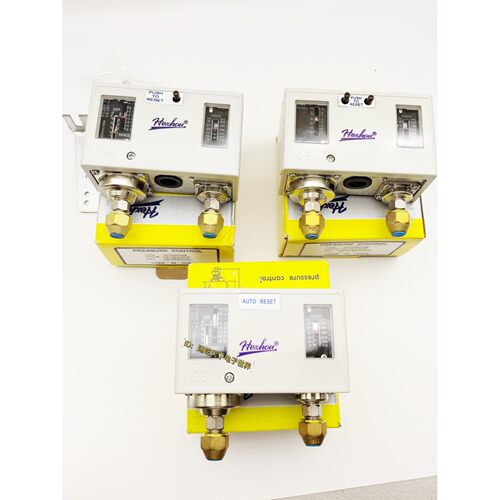 合力压力控制器HLP830E压控HLP830HLME双手动压力控制器HLP830HME