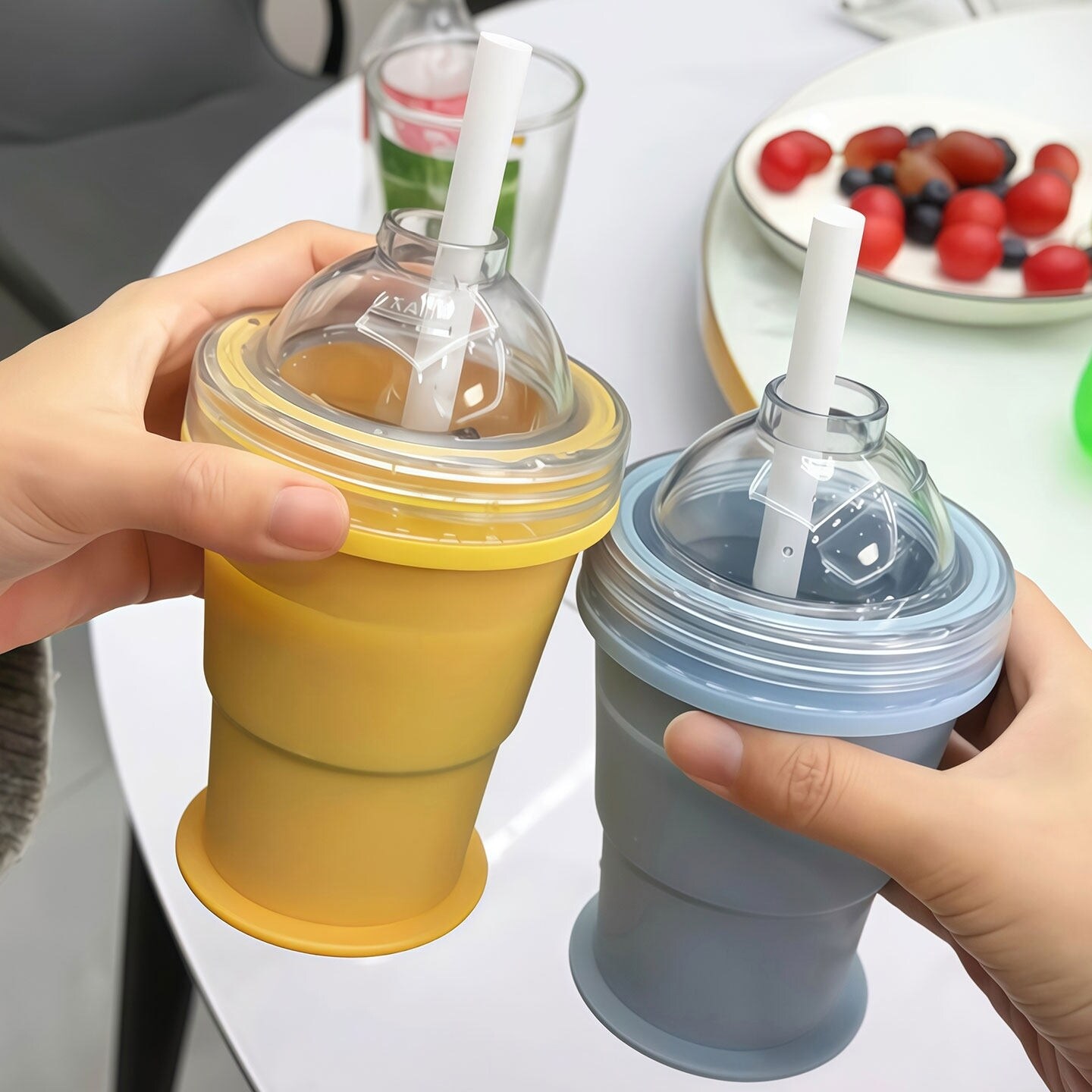 可折叠冰球水杯食品级户外便携冷萃随手杯家用自制冷饮制冰神器
