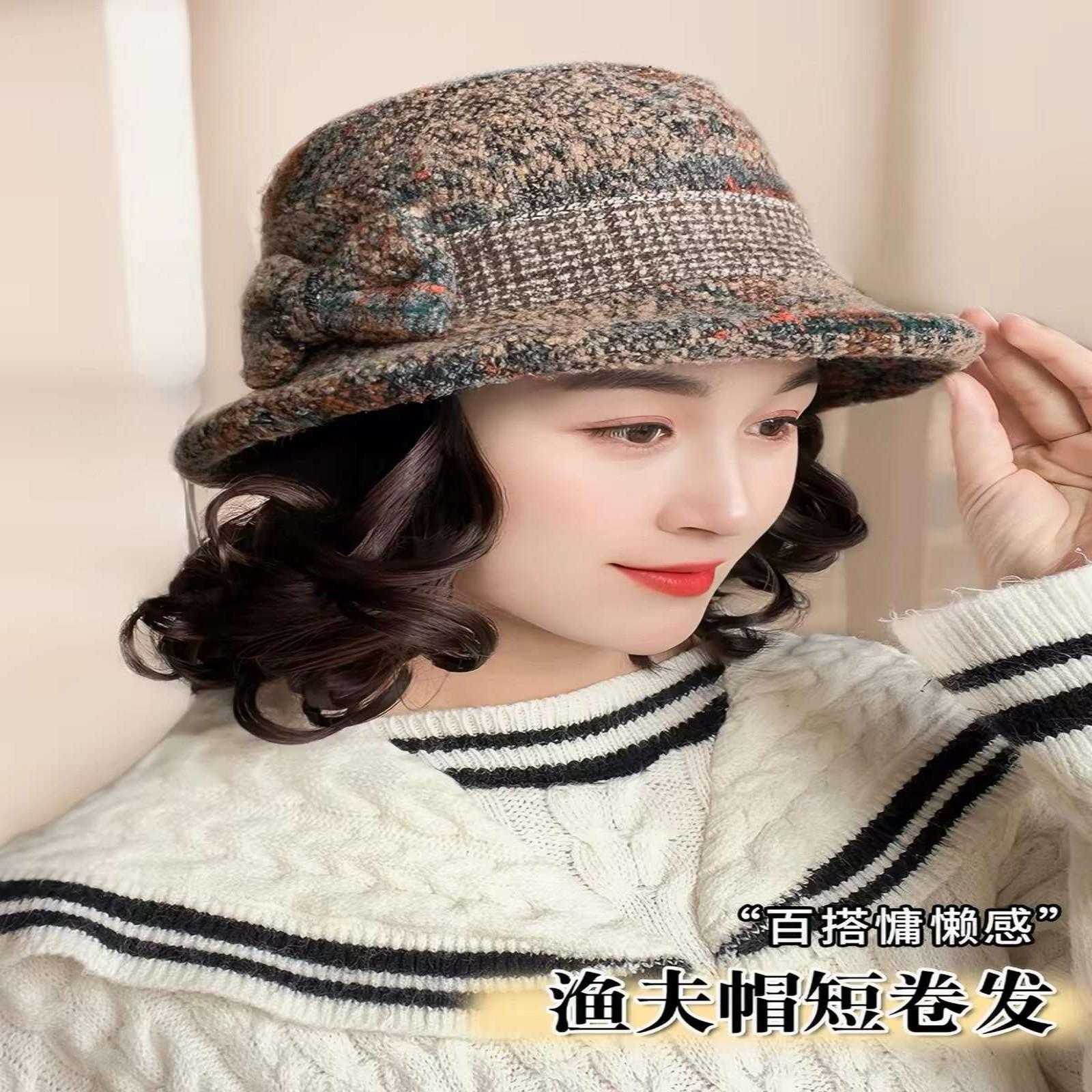 秋冬女士帽子带假发一体时尚中老年妈妈卷发加厚渔夫帽老太太白发