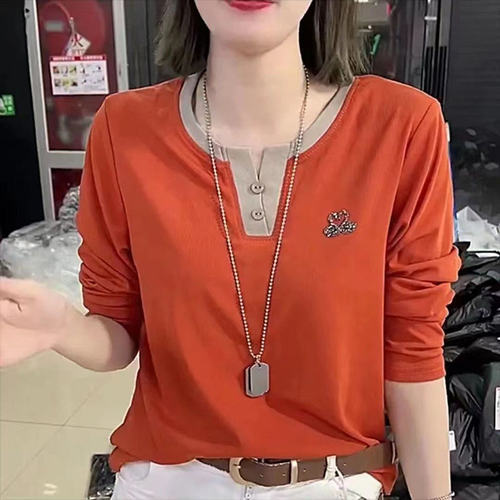 2026春秋季新款V领长袖T恤女大码洋气减龄妈妈装遮肚显瘦打底上衣