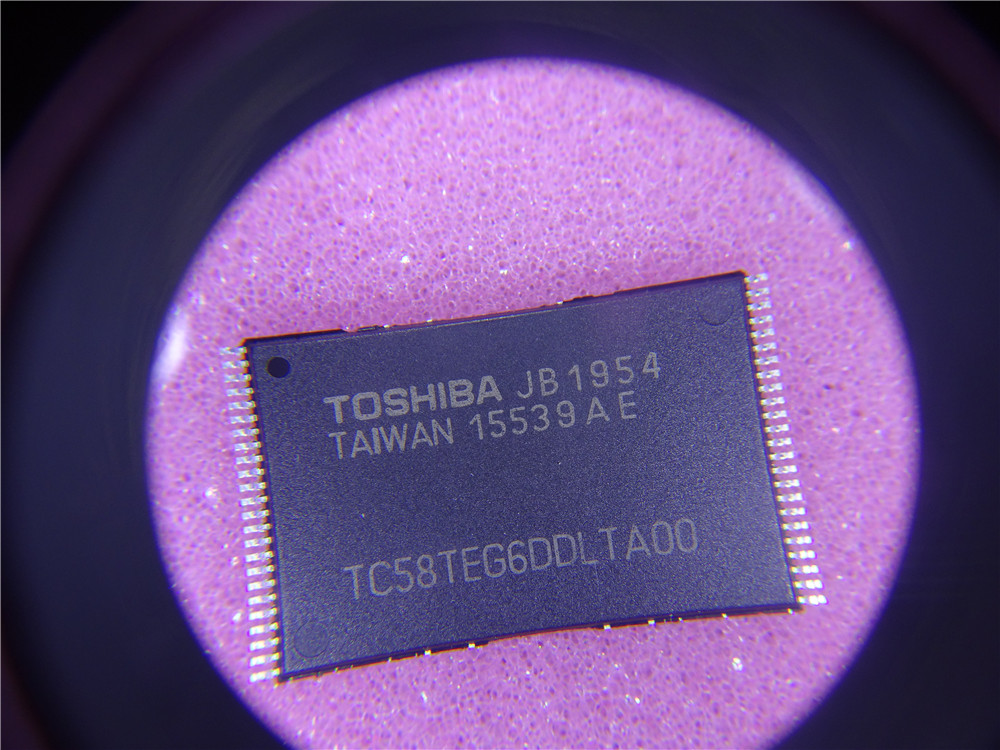 全新原装TC58TEG6DDLTA00 TSOP48 TC58TEG6DDLTA 储存器