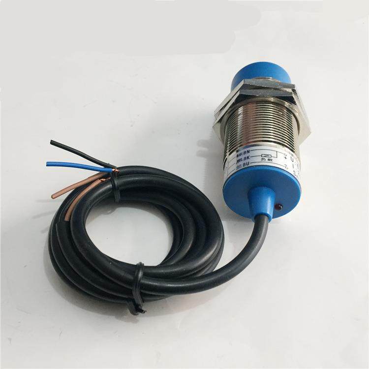 1 正气传感器有限公司 接近开关 光电开关 LJ30A3-15-Z/BX