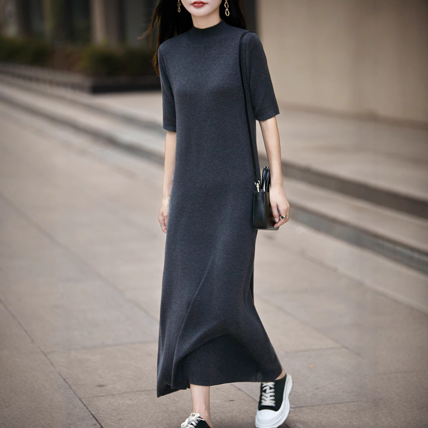 独特漂亮针织短袖连衣裙女2025秋冬新款气质半高领直筒过膝打底裙