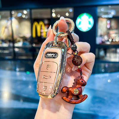 适用奥迪a6l钥匙套26新款q5l车a4la3a5a8壳q3q2包q7q4etron扣tt女