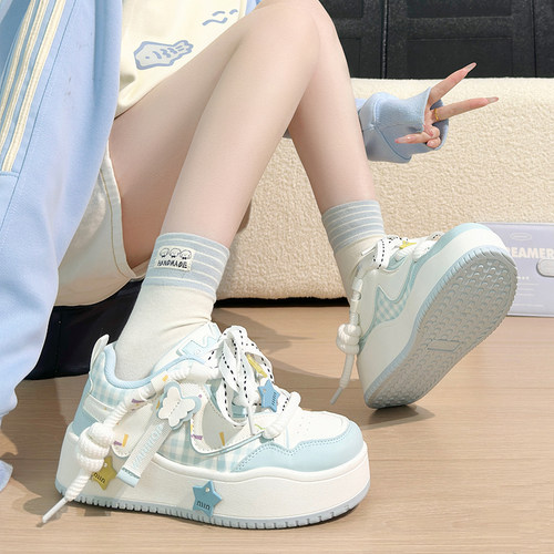 回力白蓝星星蝴蝶面包鞋女2026爆改时尚学生小白鞋厚底韩版板鞋女