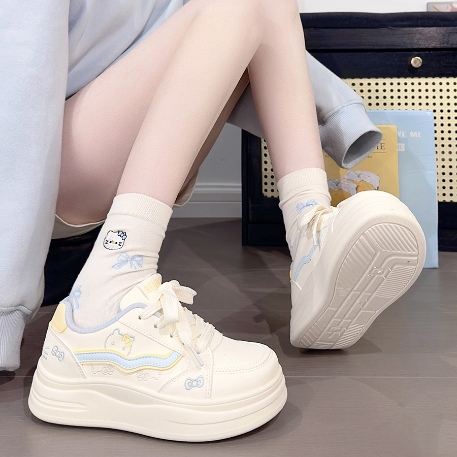 人本卡通板鞋女2026新款甜妹厚底休闲鞋学生百搭小众原创猫猫女鞋,女鞋,休闲板鞋,淘宝优惠券,粉丝福利购,淘宝优惠卷