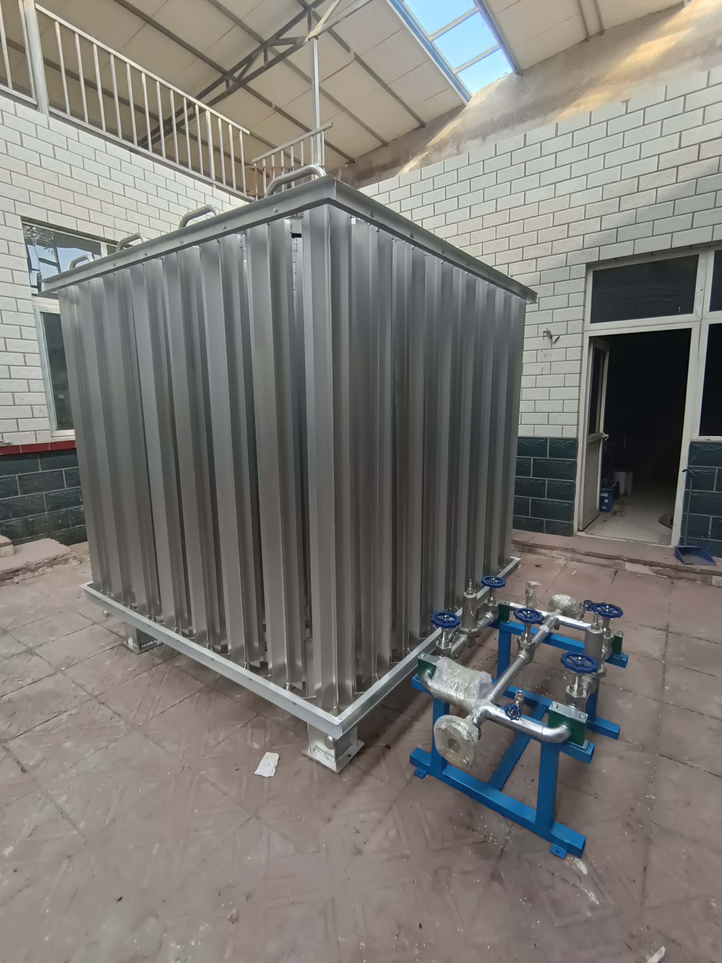 液氧液氮液氩空温式汽化器蒸发器散热交换器400立方汽化量气化器