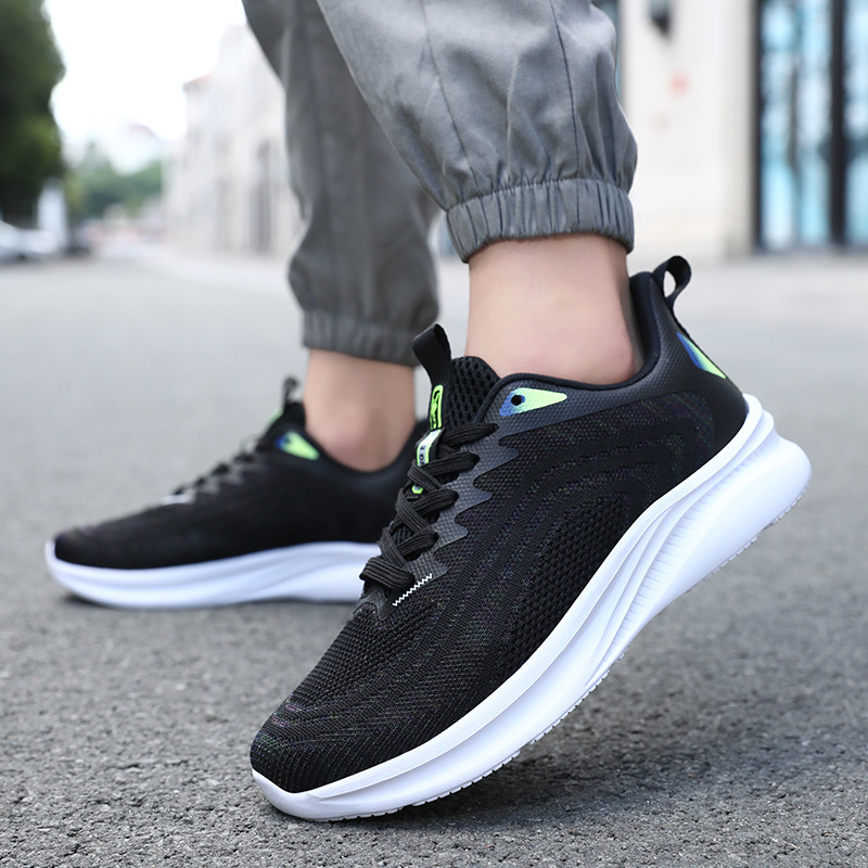 2025新款飞织跑鞋白色软底