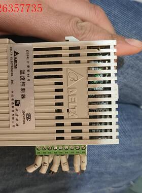 拆机台达温度控制器,DTC2000V     ,成色非常漂亮(议价)