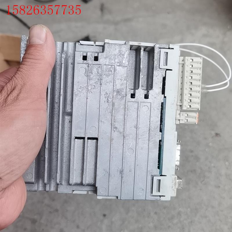 SMC 驱动器LECSA2-S1 拆机包好,成色如图,详情图(议价)