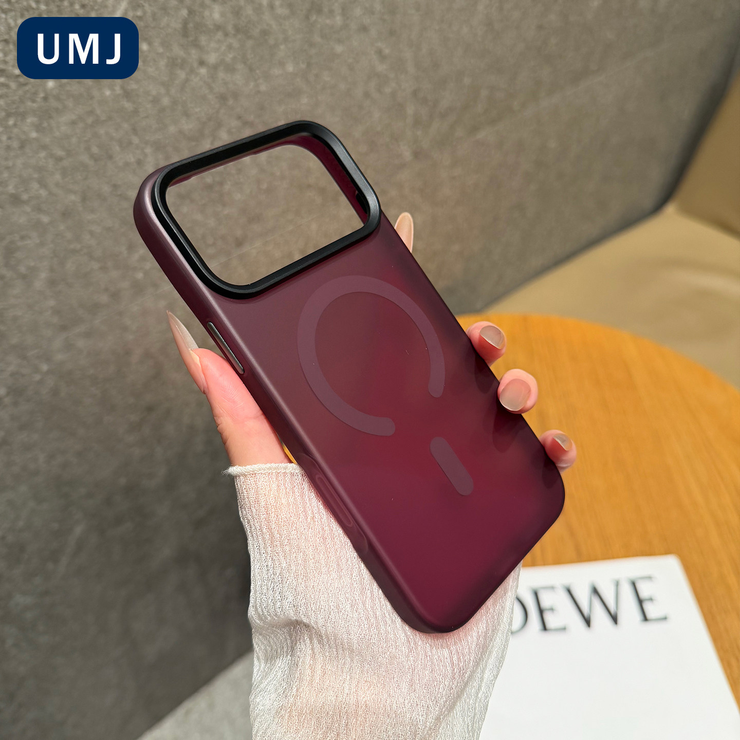 umj适用于iphone18ProMax手机壳苹果勃艮第酒红磨砂18pro简约磁吸纯色17防指纹17pm软边防摔保护套男女新款
