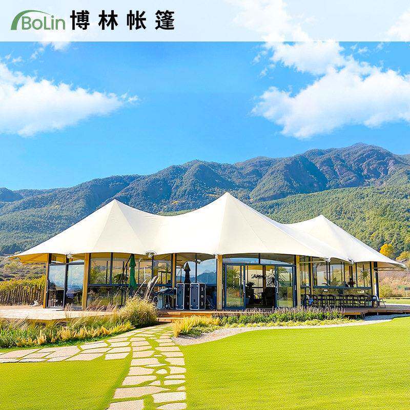 营地端三峰尖顶野奢酒店帐篷房景区民宿帐篷度假村文旅接待大厅