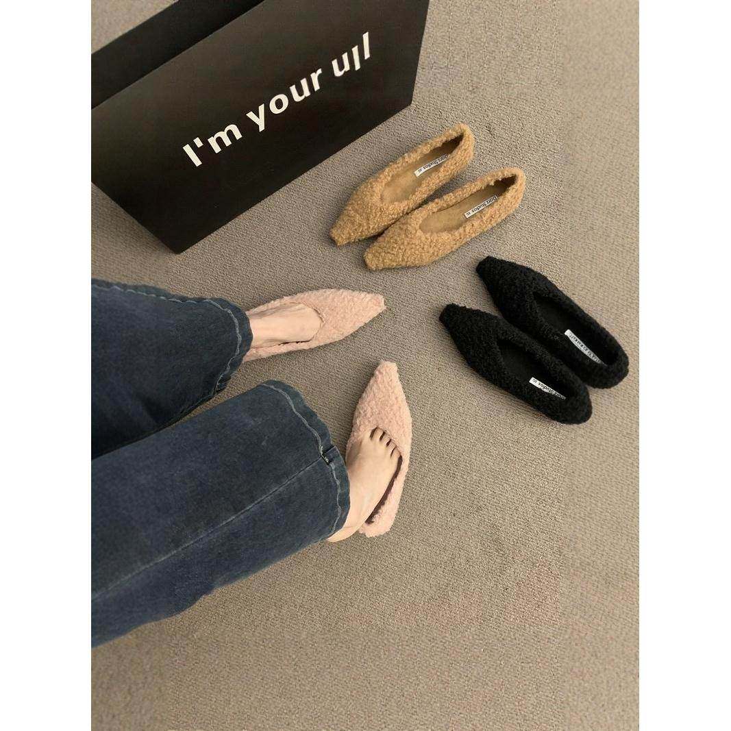 潮牌气质尖头平底鞋女2025新款网红羊羔毛毛绒单鞋女秋冬外穿保暖