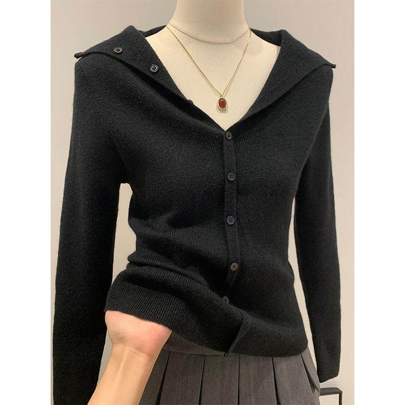 韩国黑色翻领毛衣针织打底衫女2025秋季穿搭修身V领纽扣内搭上衣