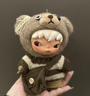 泡泡玛特Hirono小野公路日志纤维森林搪胶娃衣10cm雾野将至毛绒服