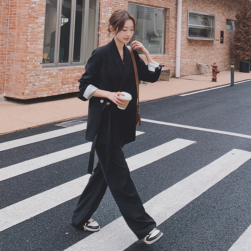 时尚宽松黑色西装套装女2025秋季新款高级感西服阔腿长裤两件套