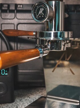 阿卡专属压力表9bar 军绿色表盘 耐高压高温g1/8螺纹 16bar刻度