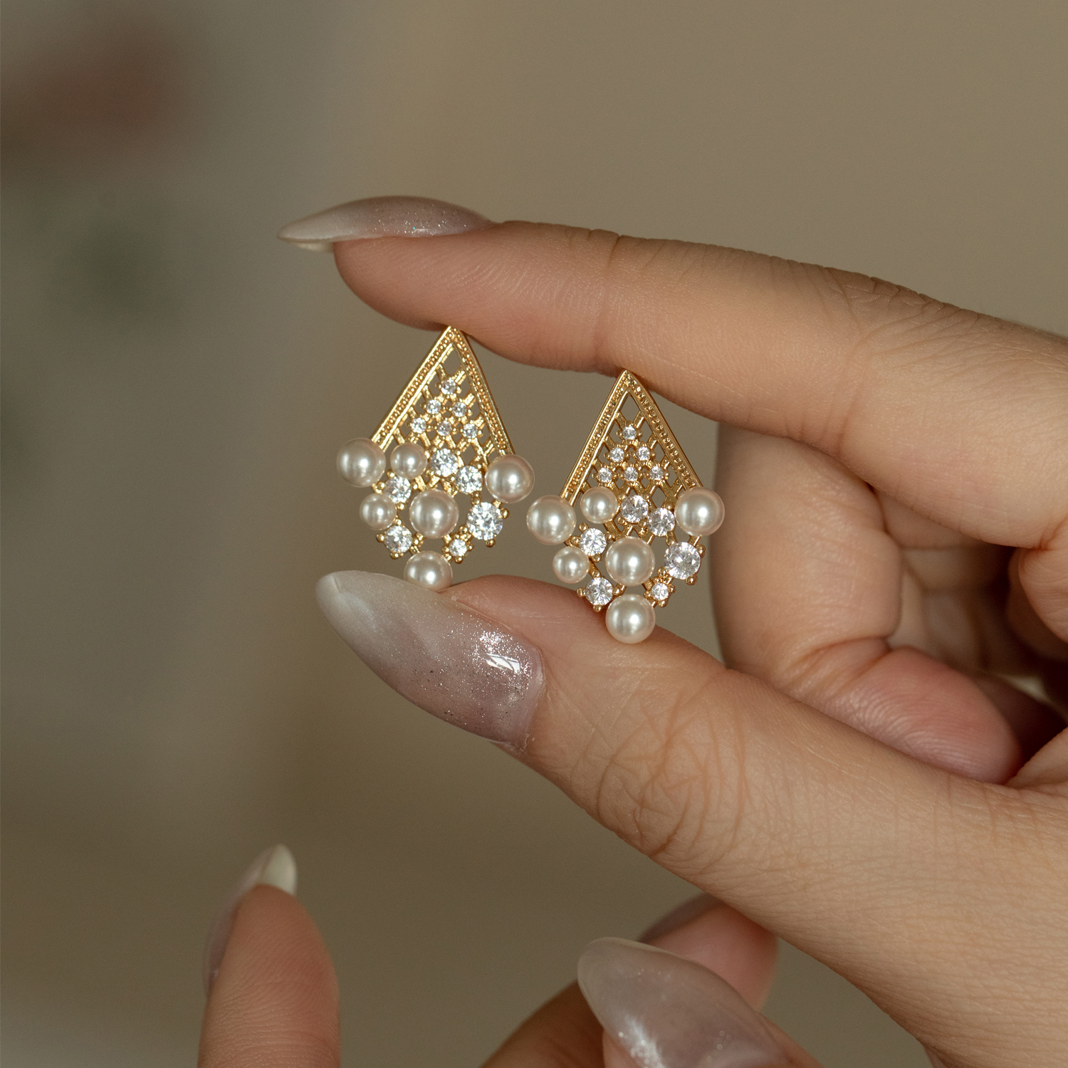 珍珠耳钉女生礼物耳环短链流苏