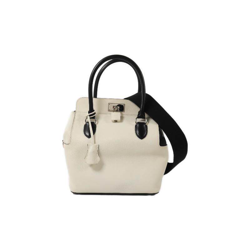 中古Hermes爱马仕女包A级95新Shoulder bag肩包牛皮斜挎包白色