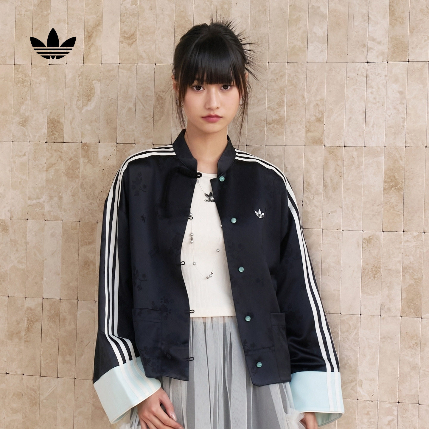 新中式提花休闲百搭运动夹克外套女春季新款adidas阿迪达斯三叶草