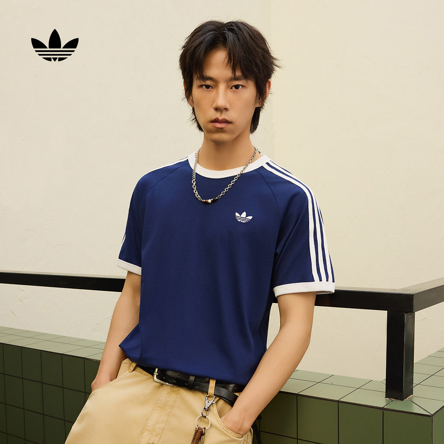 纯棉三条纹针织亲肤运动短袖上衣T恤男夏季adidas阿迪达斯三叶草