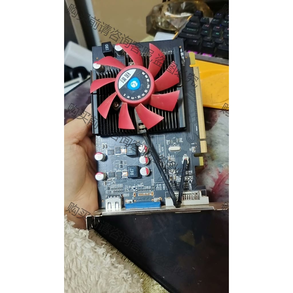 功能正常议价 铭影AMD HD7670 4GD5显卡，实物拍摄成色如图，性