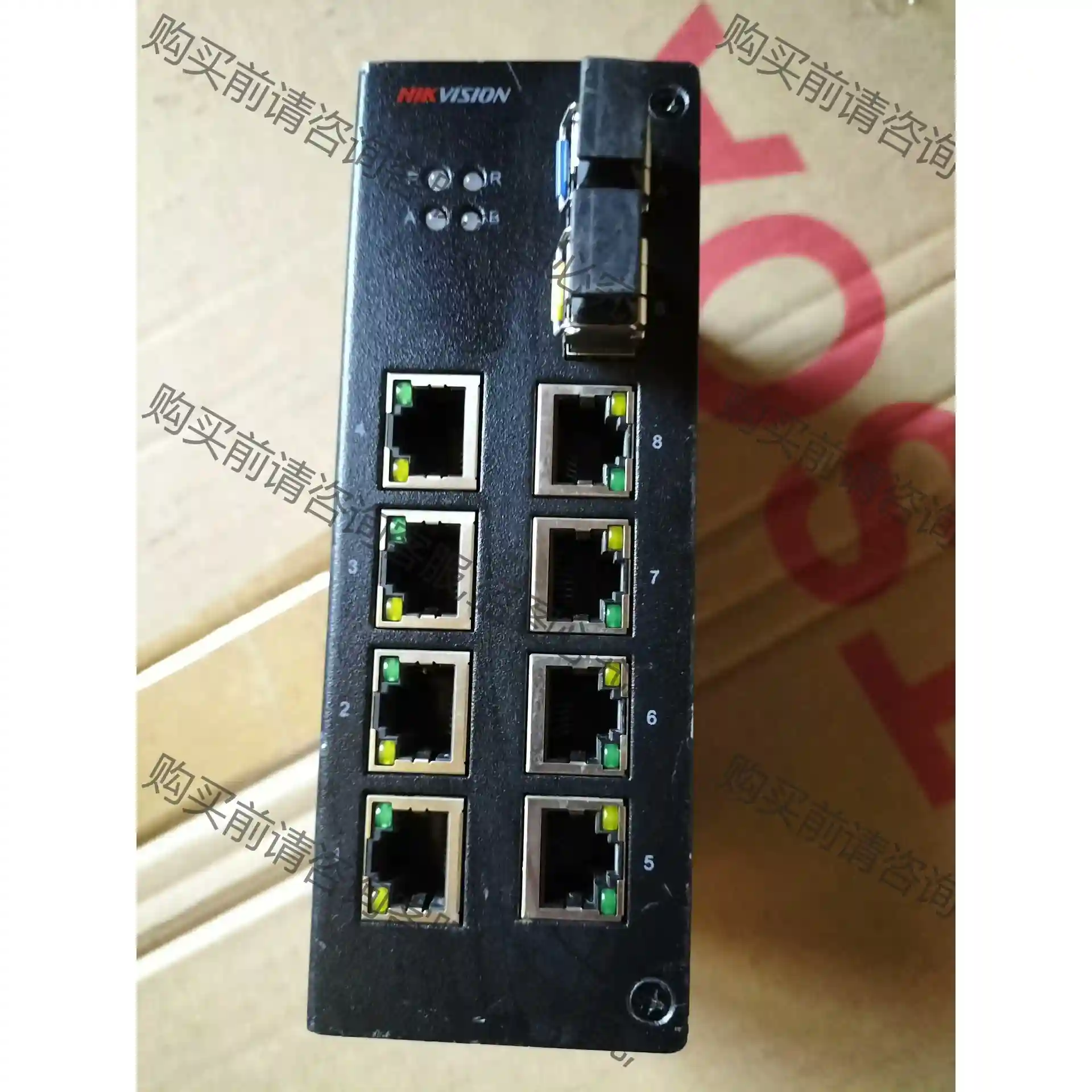 海康8口千兆光纤收发器DS -3D208T-A(LC ) ， 议价再拍 拆机件