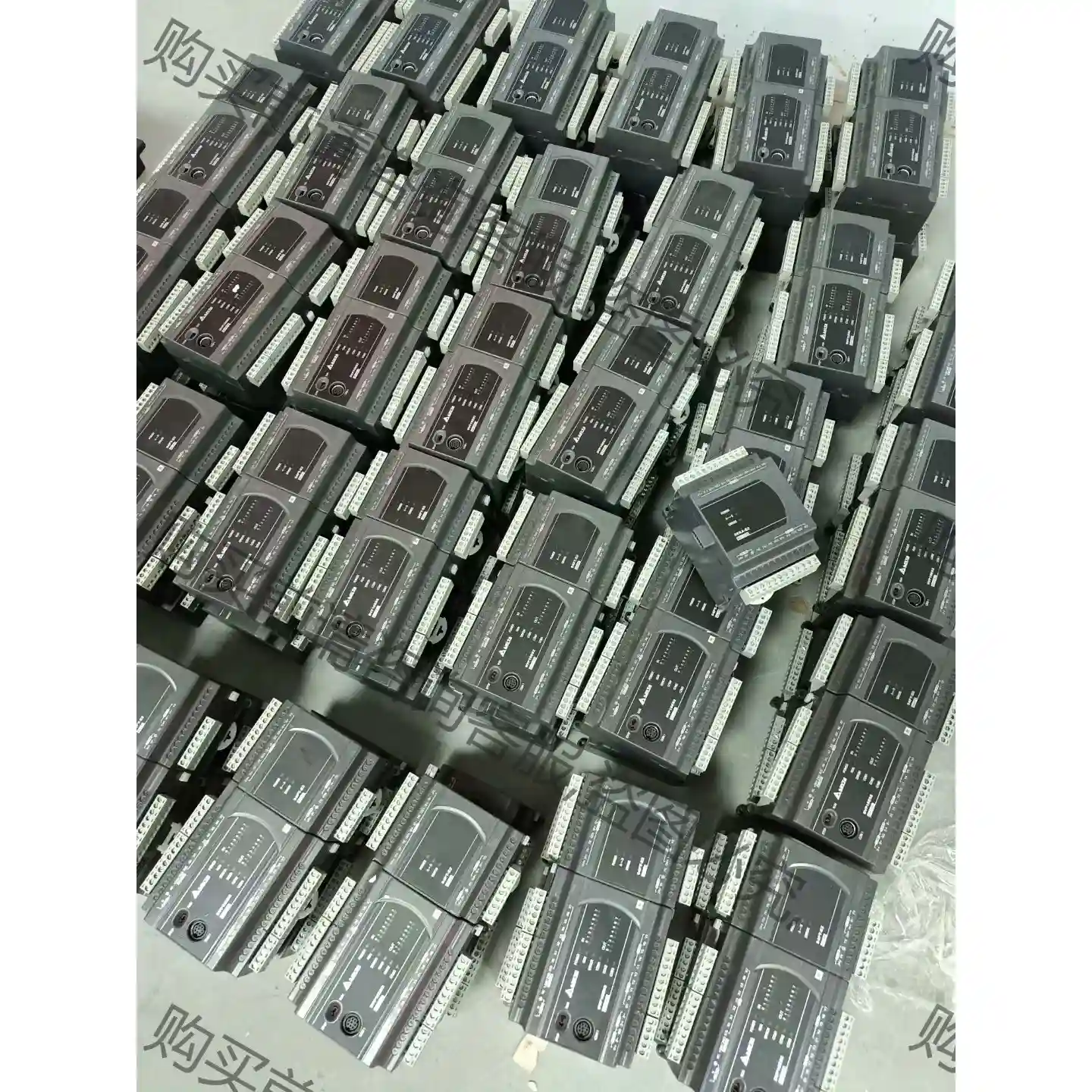 台达主机模块 16ES200R 04PT-E2 成色如图， 议价再拍 拆机件