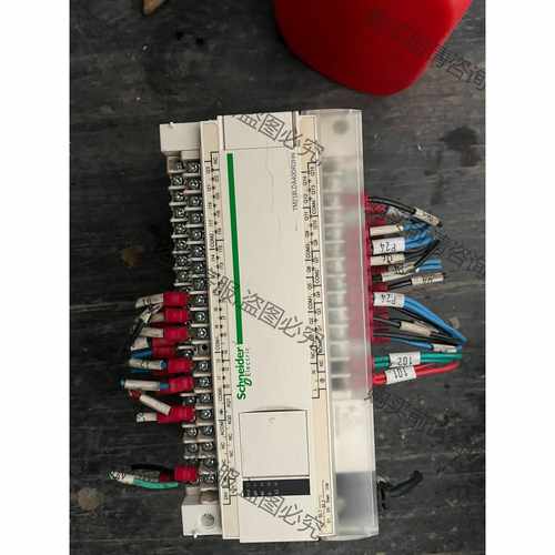 功能正常议价 施耐dePLC施耐deTM218LDA40DR2HN，成色很漂亮