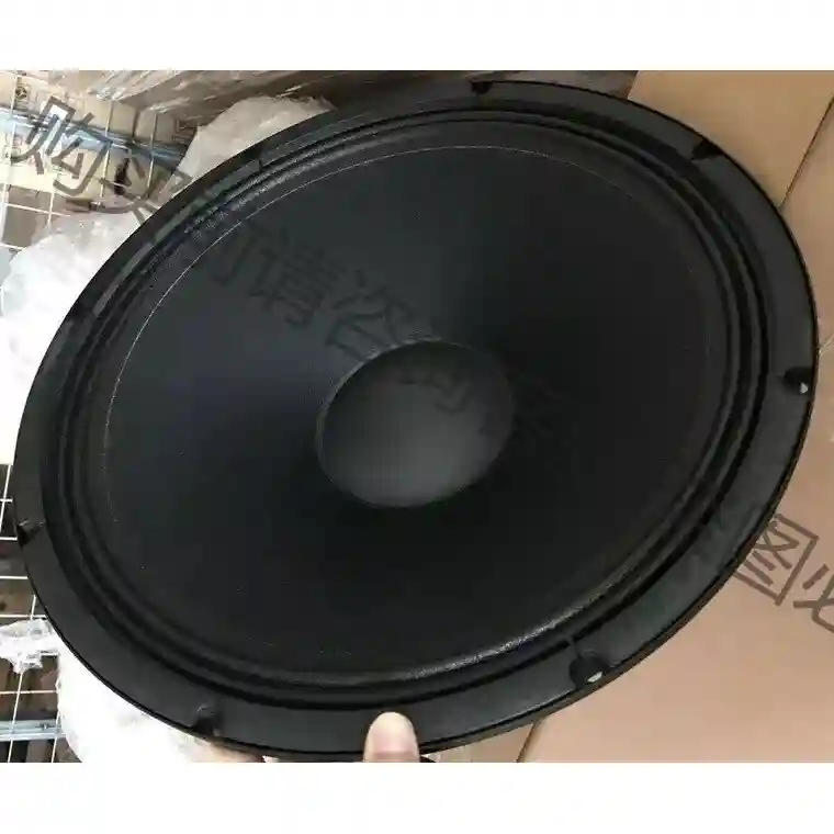 百变龙喇叭，品牌：英国，百变龙celestion型号：12寸 议价再拍