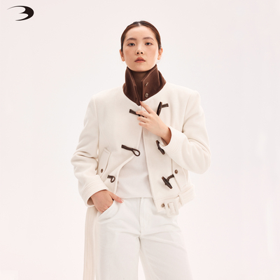 FREO3N复古牛角扣短款毛呢外套女